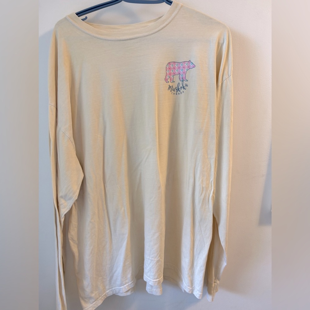 Muskoka Canada long sleeve top